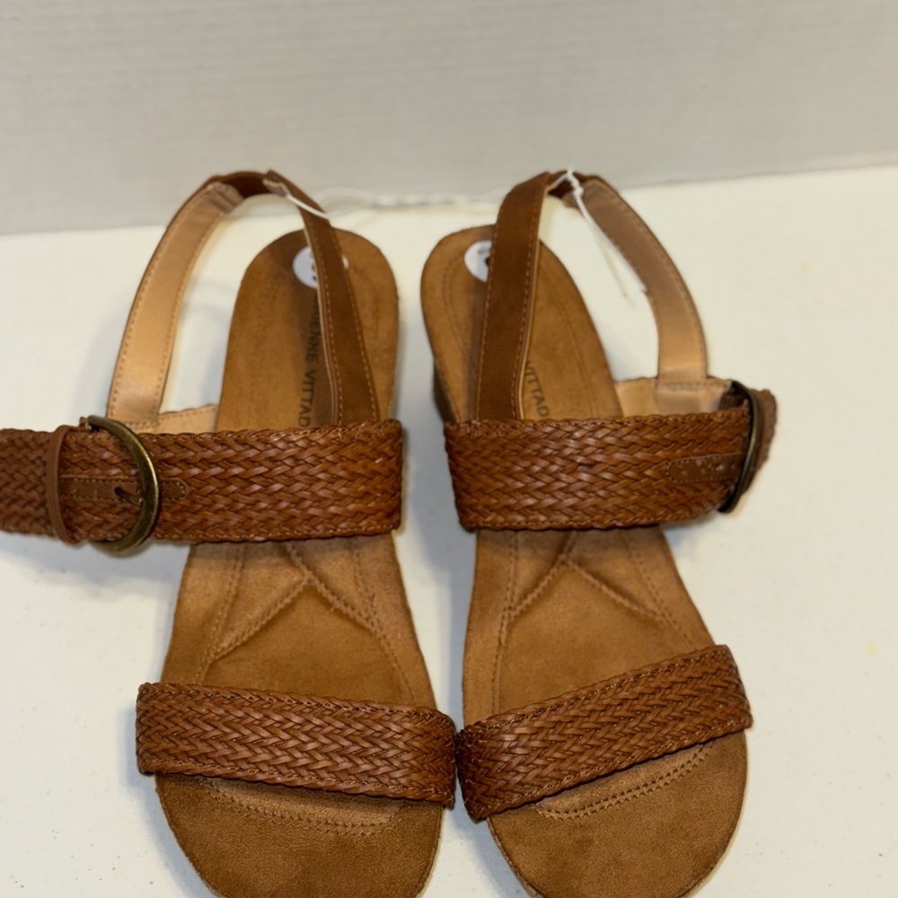 Adrienne Vittadini Women's Wedge Sandals Size 9 NEOT